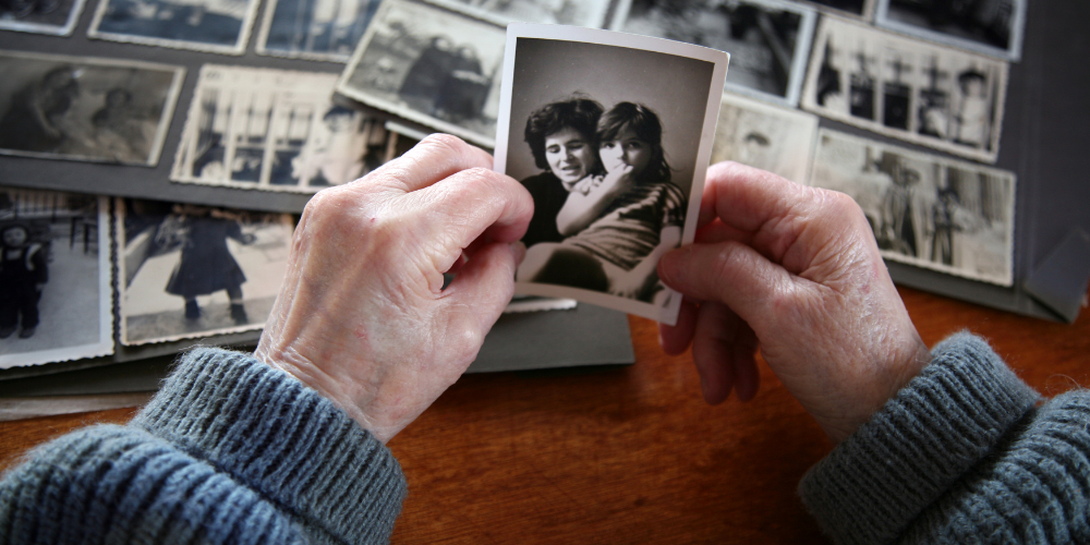 Creative Ways to Incorporate Photos into a Celebration-of-Life Service